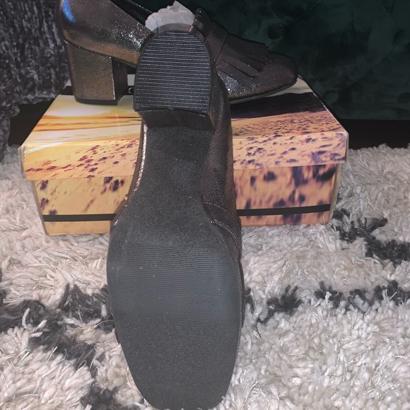 Groove Campbell Gunmetal shoe - Picture 2 of 4